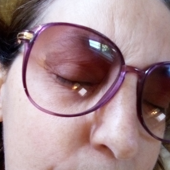 Tura Sunglasses Purple Frames EUC In Red Leather Case Model ? 887? - Picture 3 of 9